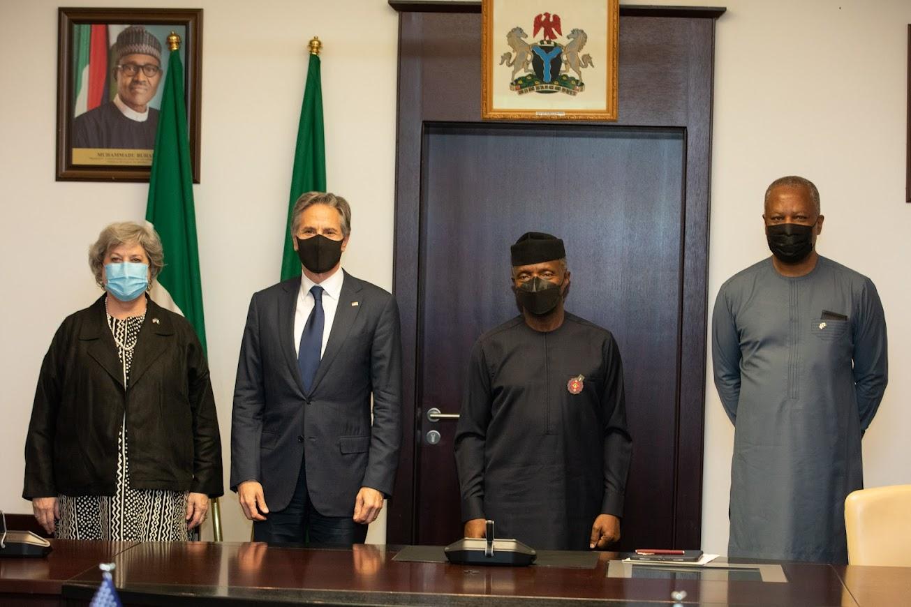 L to R U.S. Ambassador Mary Beth Leonard, Secretary Blinken, VP Osinbajo and FM Onyeama