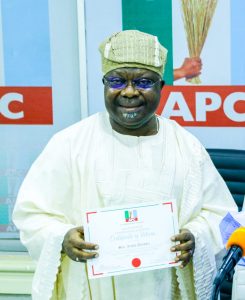 Photos: New APC NWC Members Receive Certificates Of Return 