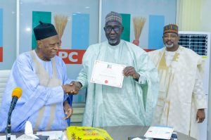 Photos: New APC NWC Members Receive Certificates Of Return 