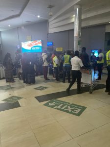 Happening Now: Power Failure Forces Airpeace Flight, 100 Passengers On Emergency Return To Lagos