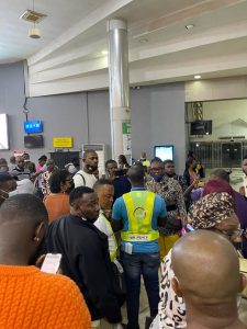 Happening Now: Power Failure Forces Airpeace Flight, 100 Passengers On Emergency Return To Lagos