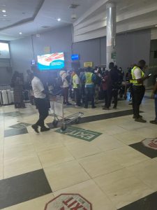 Happening Now: Power Failure Forces Airpeace Flight, 100 Passengers On Emergency Return To Lagos