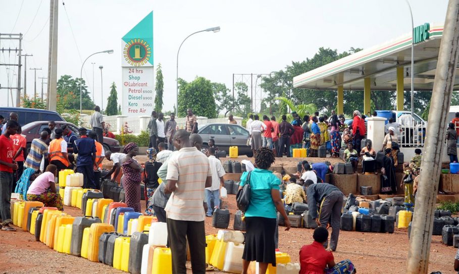 Breaking: NNPC Increases Fuel Price, Filling Stations Now Selling At N500