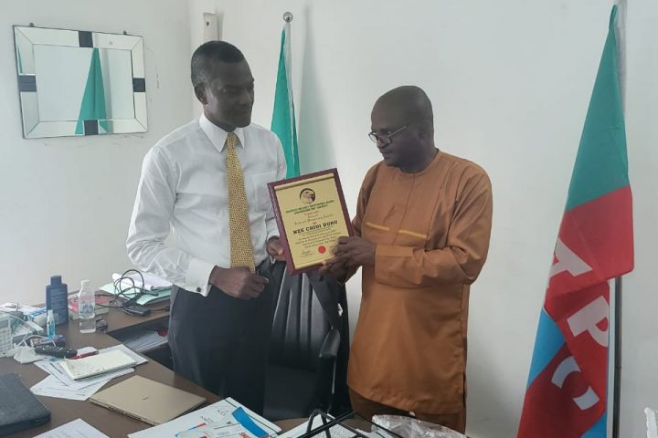 Nze Duru Bags Icon Of Democracy Award