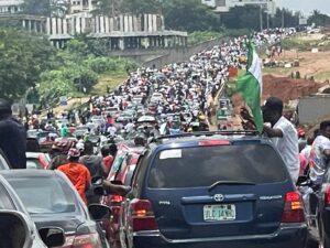 'Name Your First Kid Peter', Obi-dients Tell Newly Wed Couple That Joined  Abuja Rally For Obi