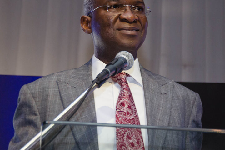 Fashola Talks On Future of Nigeria’s Democracy At TheNiche 2022 Lecture