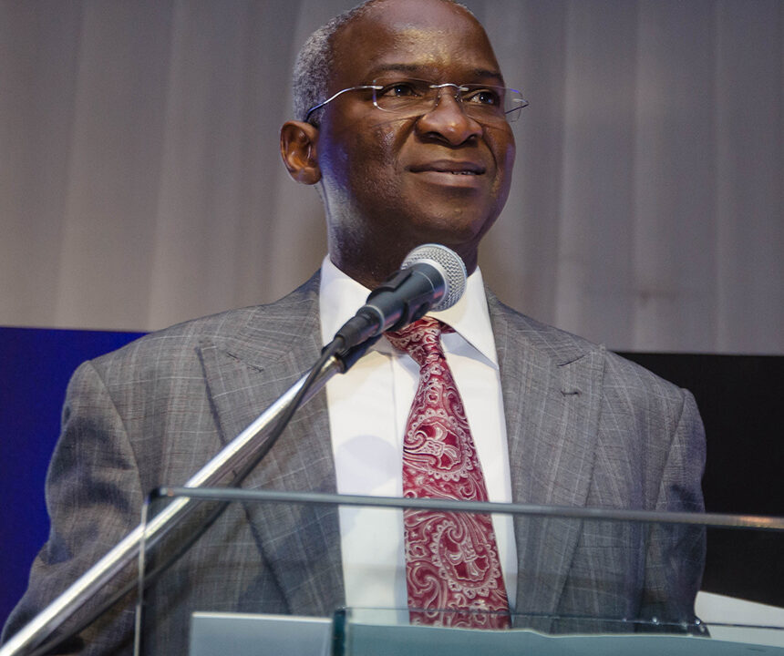 Fashola Talks On Future of Nigeria’s Democracy At TheNiche 2022 Lecture