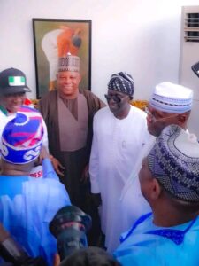 Atiku With Tinubu At Kaduna Airport Crack Jokes, Avoid Handshakes