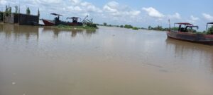 Video/Photos: Peter Obi Visits Anambra Flooded Communities