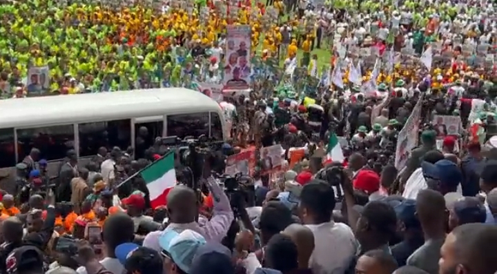 Atiku At Uyo Pledges To Rescue Nigeria From Poor Governance