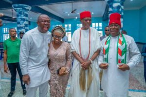 Ozigbo Congratulates Utomi, Anyakwo On Their Investiture As Papal Knights 