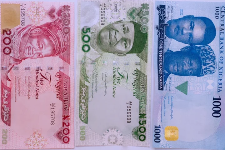 Supreme Court Favours Northern States, Suspends Old Naira Deadline