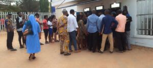 Naira Redesign: Commuters Stranded As Traders, Artisans Reject Old Notes In Enugu