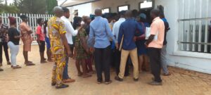 Naira Redesign: Commuters Stranded As Traders, Artisans Reject Old Notes In Enugu