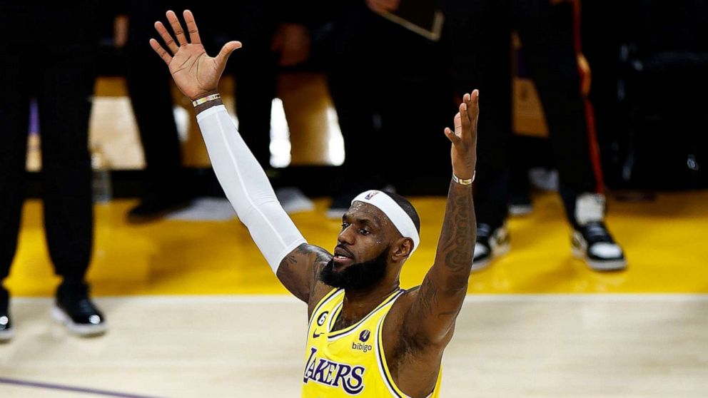 LeBron James Becomes NBA's All-Time Leading Points Scorer