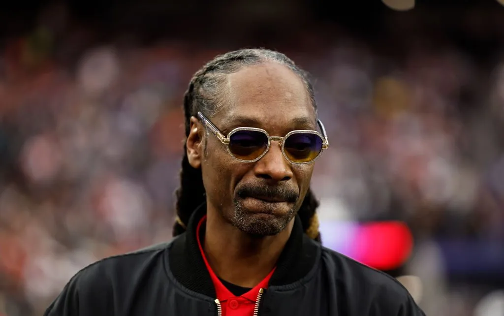 Snoop Dogg Calls Out The Grammys For Snubbing Him