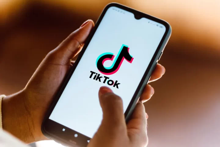 TikTok Introduces 1-Hour Time Limit For Users Under 18