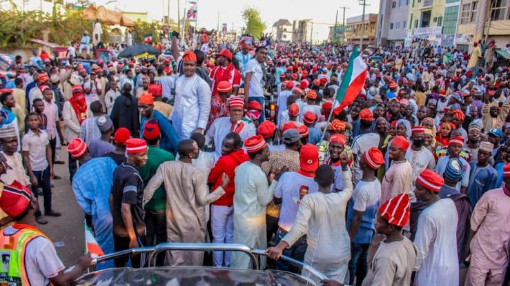 Kano Residents Defy Gov Ganduje’s Dusk-to-Dawn Curfew In Celebration Of NNPP’s Guber Victory