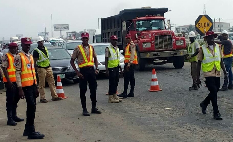 Lagos-Ibadan Expressway: FG suspends Construction Works For Easy Passage During Eid Kabir