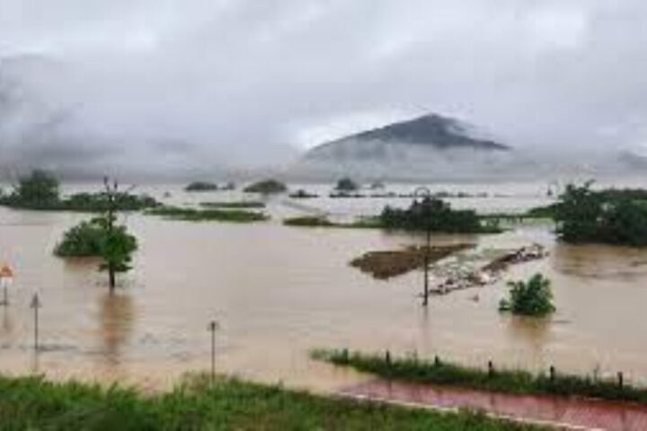 37 Dead As Torrential Rain, Flash Flood Batter South Korea