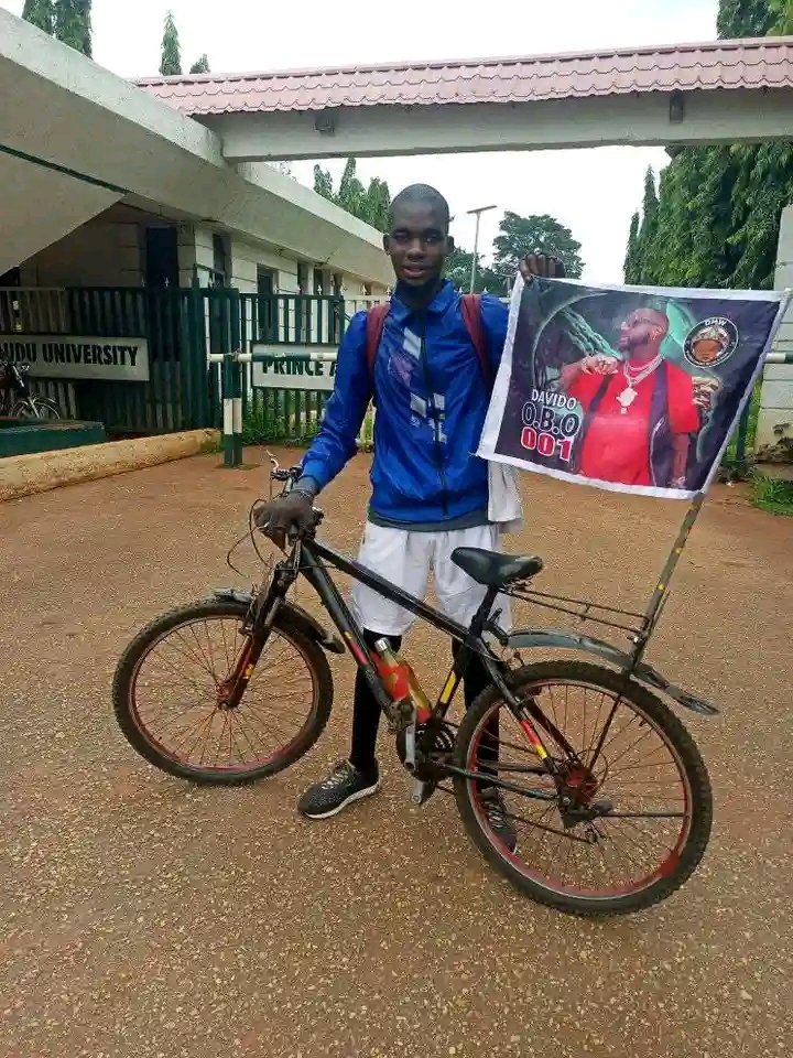 'Turn around, I’m Not Home'- Davido Reacts To Fan Cycling From Benue 