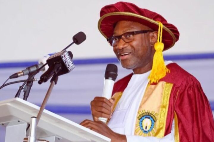 Otedola Gifts N1m Each To 750 Varsity Students