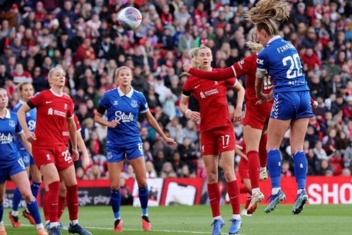 WSL Wrap: Arsenal, Everton Beat Aston Villa, Liverpool