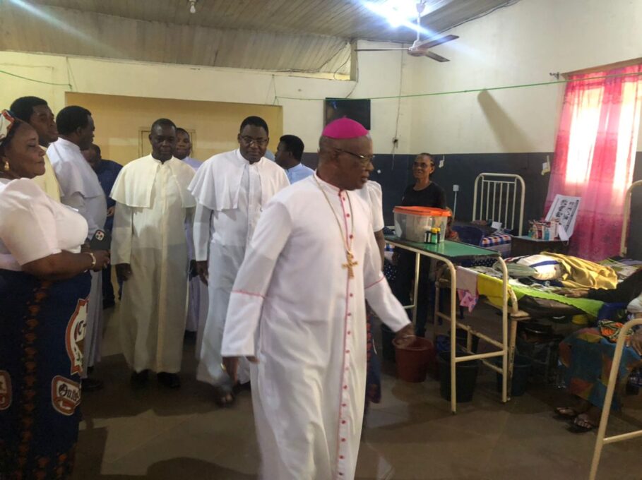 Archbishop Okeke @ 70  Pays Bills Worth Millions Of Naira  in Catholic, Anglican Hospitals