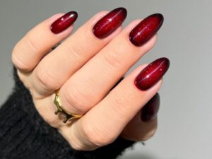 20 Latest Burgundy Nail Designs For Christmas Holiday 