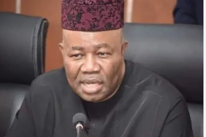 Akpabio Withdraws Claim Of Nigerian Govt Giving N30bn To Each State Governor