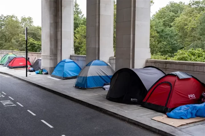 JAPA: Homelessness In UK Hits 40% As ‘Unprecedented’ Number Of Residents Seek Food Handouts