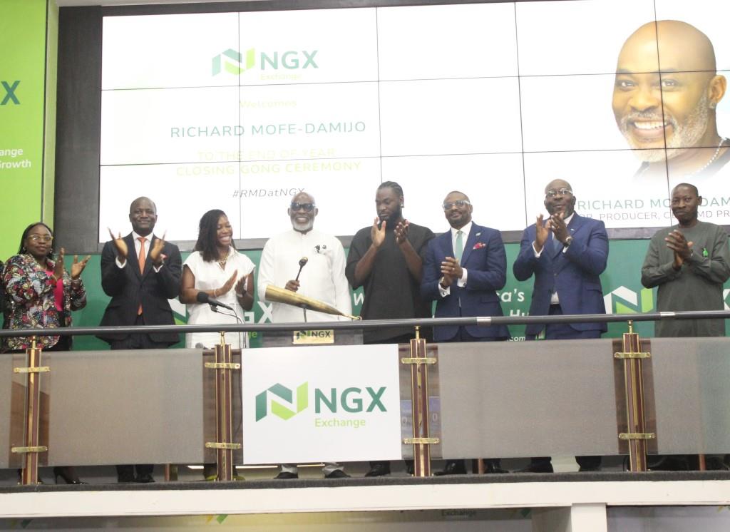 Equities Market Sees 0.04% Decline To End Trading Week Amid Mixed Investor Sentiment