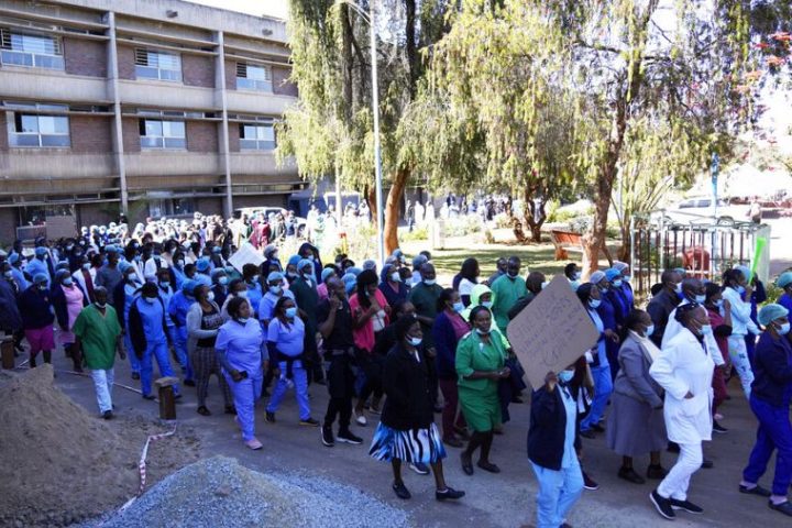 Zimbabwean Health Workers To Go On 2-Day Strike Over Poor Pay