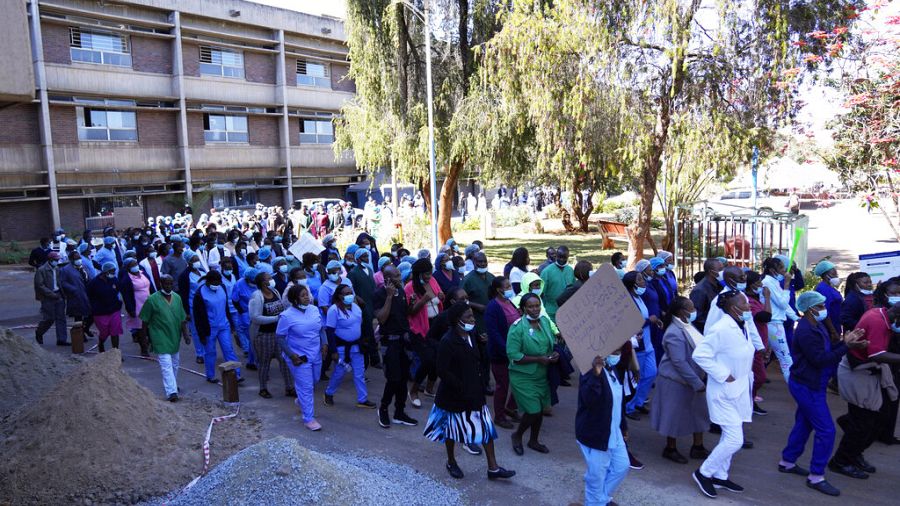 Zimbabwean Health Workers To Go On 2-Day Strike Over Poor Pay