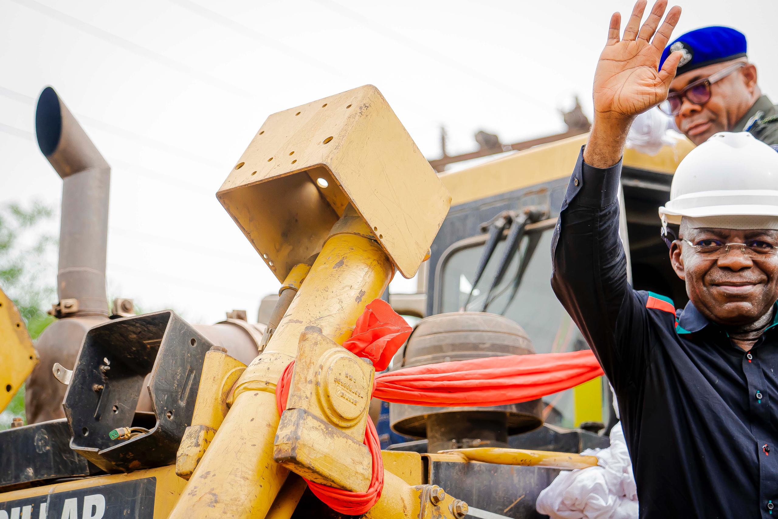 Gov Otti Flags Off 30km Arochukwu-Ozuabam Road, Says No Part Of Abia Will Be Left Behind