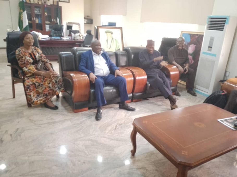 UNN Mass Comm Int'l Conference: Dept Staff, Alumni Pay Courtesy Visit To Vice Chancellor [PHOTOS]