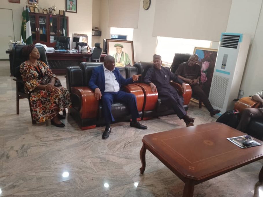 UNN Mass Comm Int'l Conference: Dept Staff, Alumni Pay Courtesy Visit To Vice Chancellor [PHOTOS]