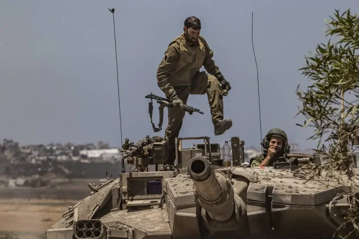 Israeli Forces Gain Control Over Gaza's Entire Boarder