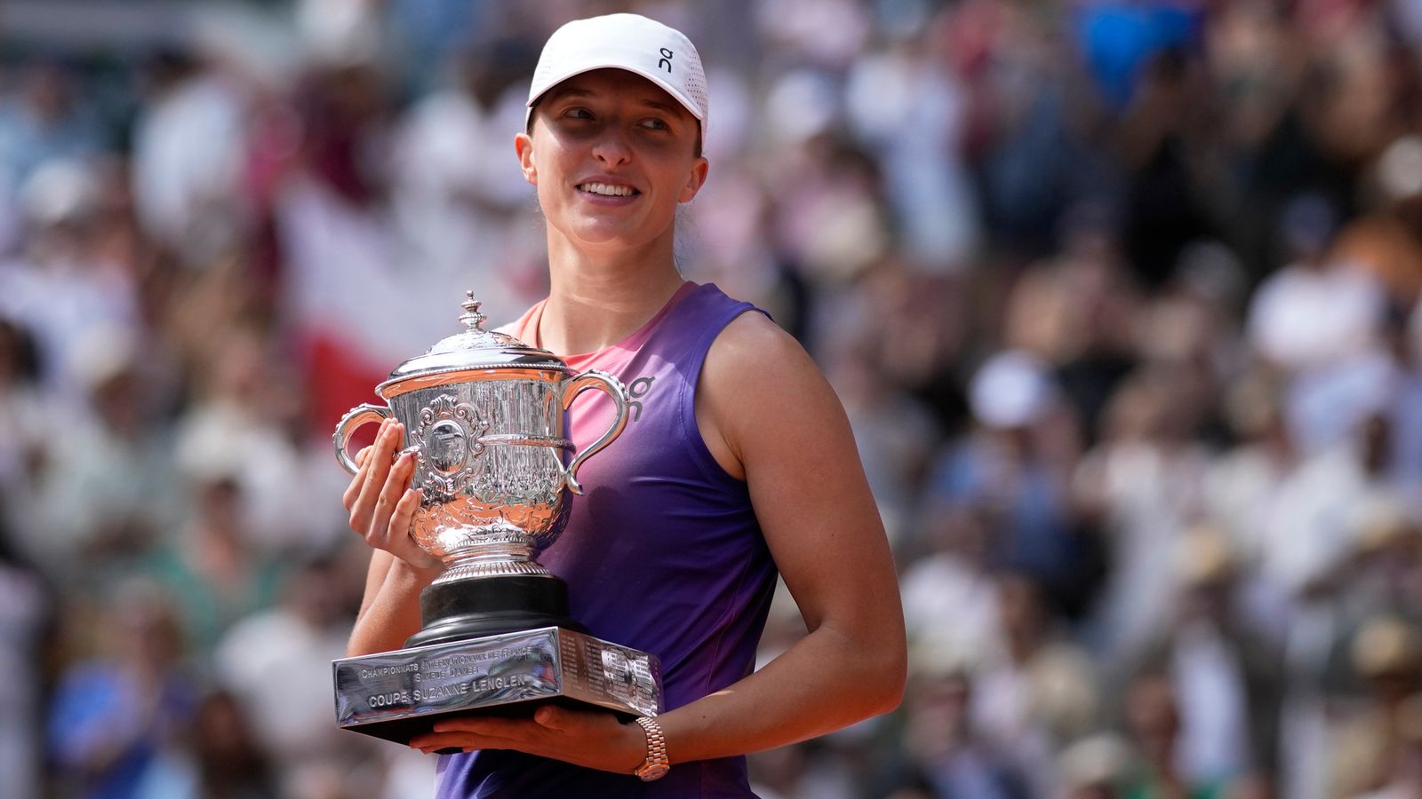 French Open Iga Swiatek Celebrates 23rd Birthday With 4th Title