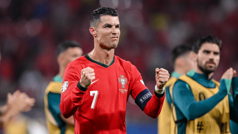 Ronaldo celebrates Portugal victory over Czechia in opener