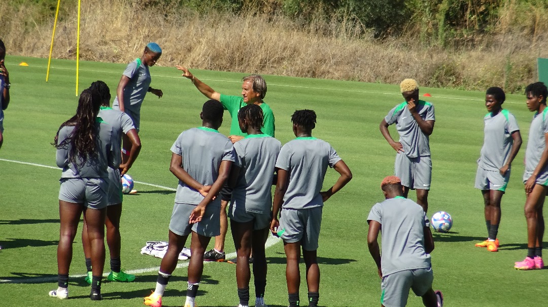 Waldrum dishing out instructions at the team's camp in Seville spain