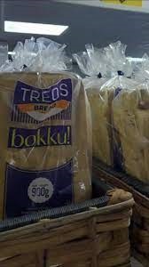 Long Queues At Bokku Mart As Lagos Consumers Scramble Daily To Buy Bread