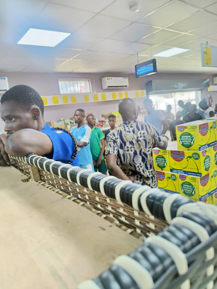 Long Queues Flood Bokku Mart Daily As Lagos Consumers Scramble To Buy Bread