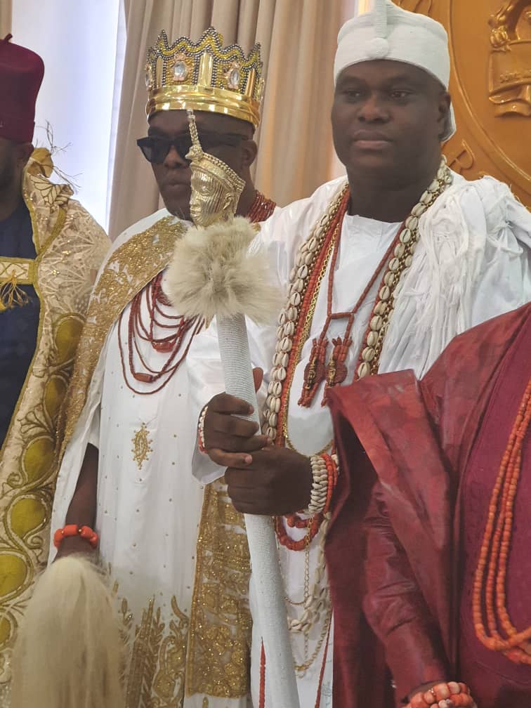 Ojoto Traditional ruler visits Ooni of Ife