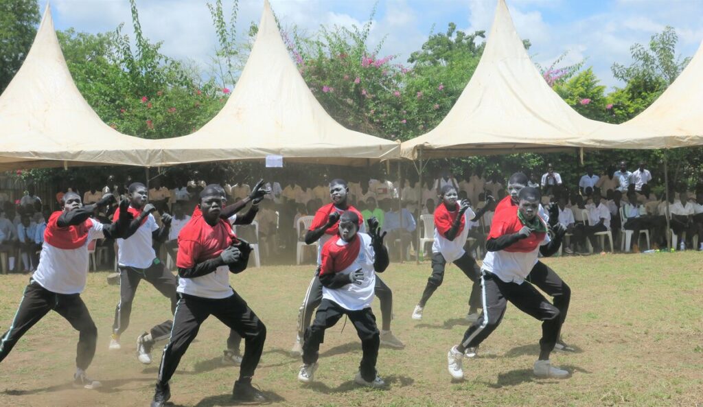 Celebrating International Youth Day in Eastern Equatoria, UNMISS partnered with the Ministry of Culture, Youth, and Sports to showcase innovative young performers conveying messages of peace through art