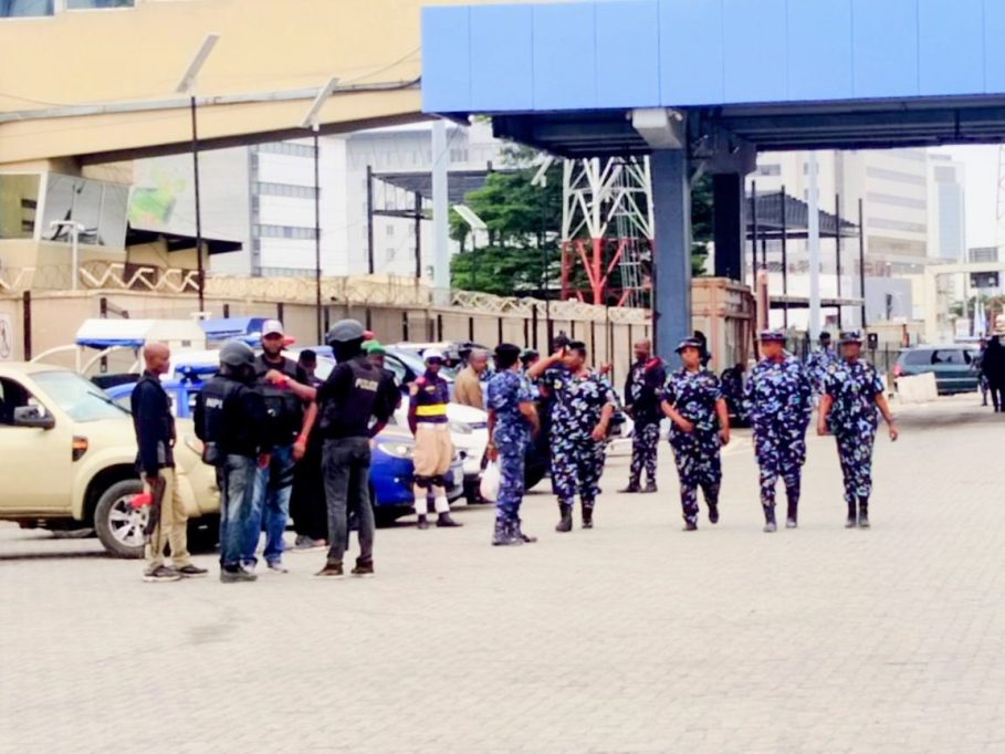 #EndBadGovernanceInNigeria: Lagos Markets Closed As Business Owners Fear Attack