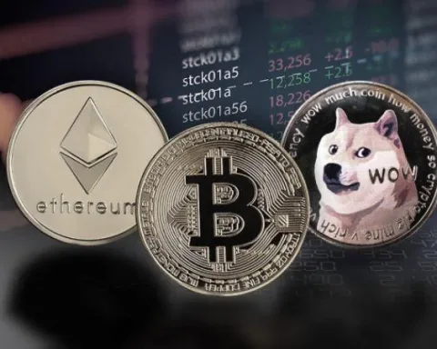 Bitcoin, Ethereum, Dogecoin Rise After Fed Cuts Rates Amid Market Volatility