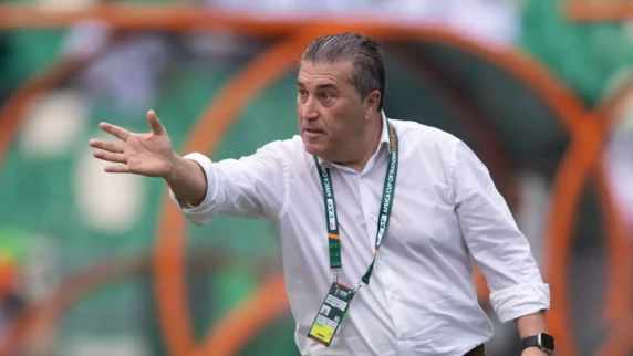 peseiro gives reasons for leaving eagles job