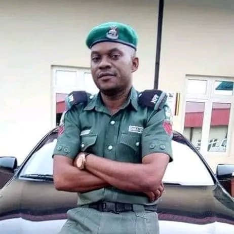 Soldier Driving Against Traffic Stabs Police Officer To Death In Lagos