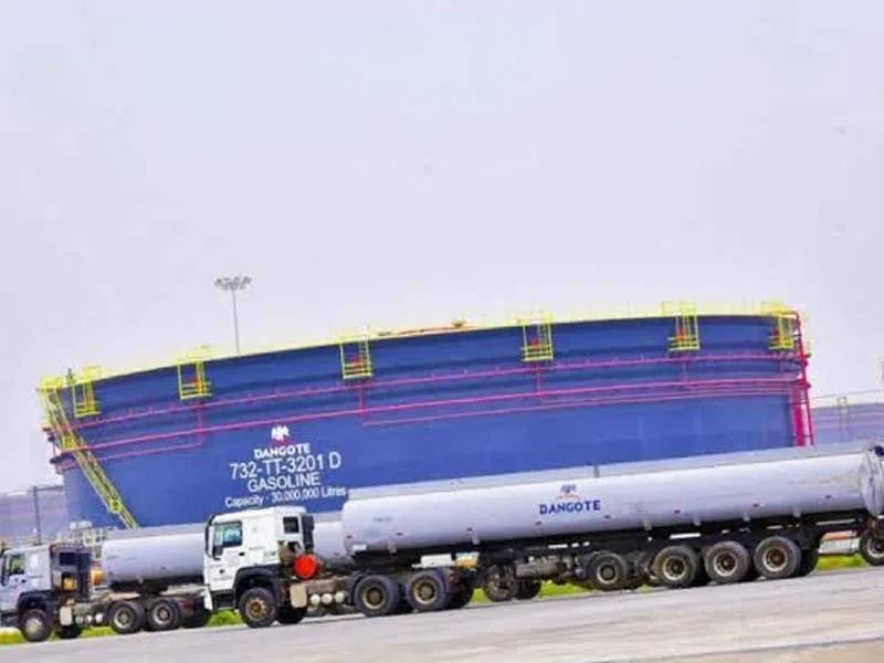 Oil Marketers Purchase Petrol From Dangote Refinery For N990/Litre, Hopes For Reduced Petrol Prices